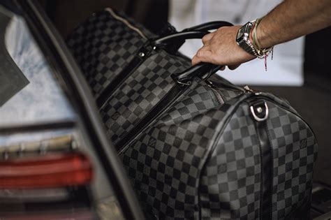 louis vuitton seconda mano svizzera|Negozio Online Svizzero di moda second.